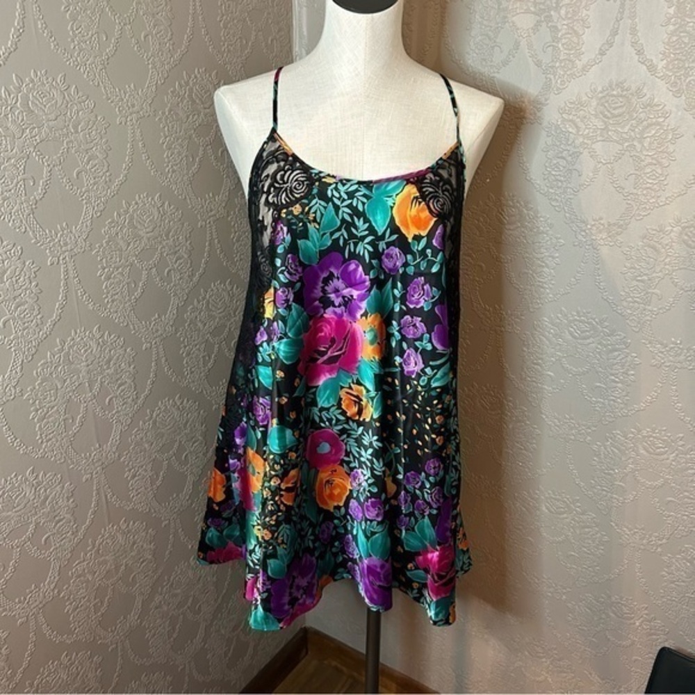 Vintage Union Made floral nightgown excellent condition black lace large - Picture 1 of 7